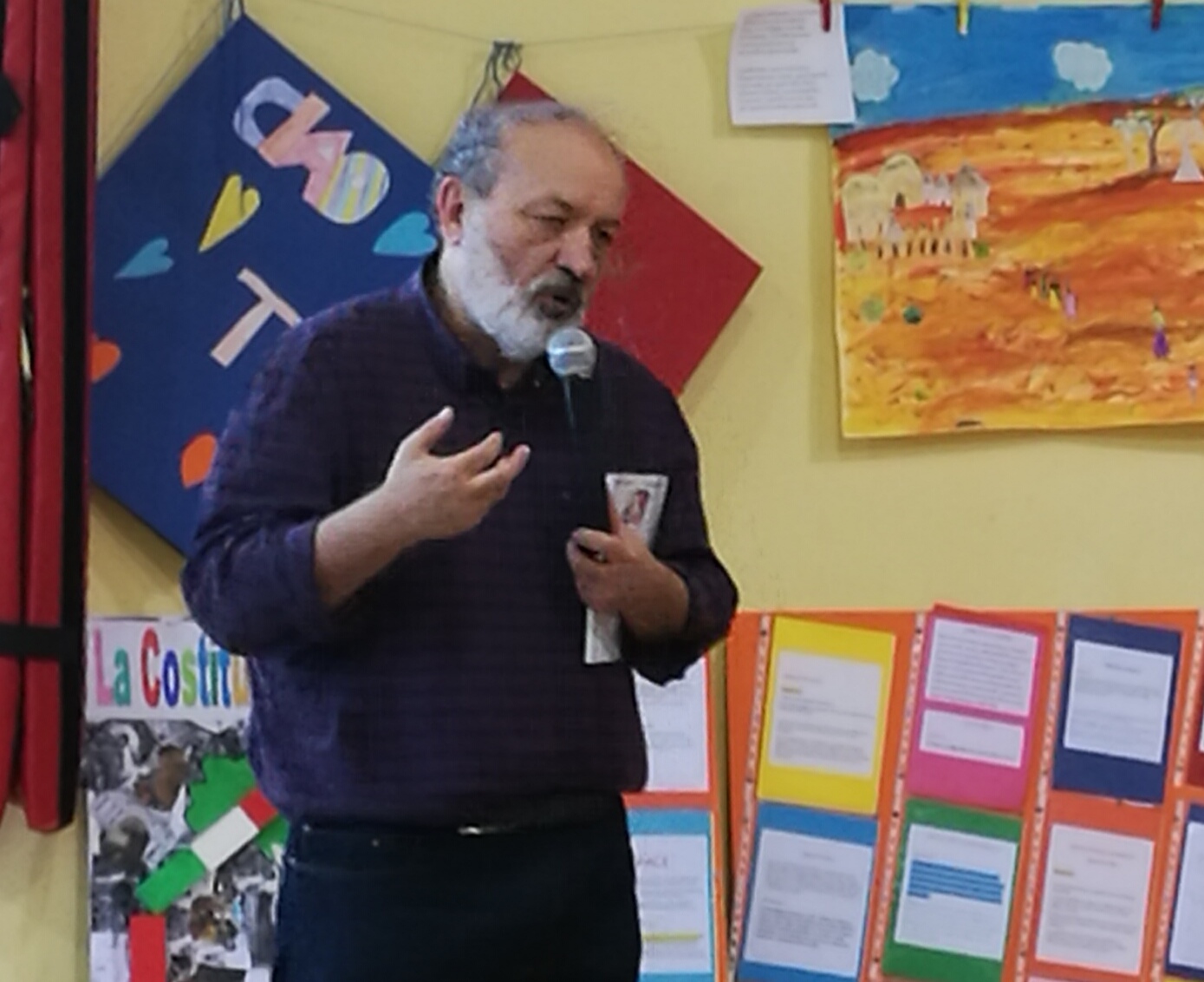 Poesie Di Natale Roberto Piumini.Alla Scuola Primaria Di Rivalta I Bambini Incontrano Roberto Piumini
